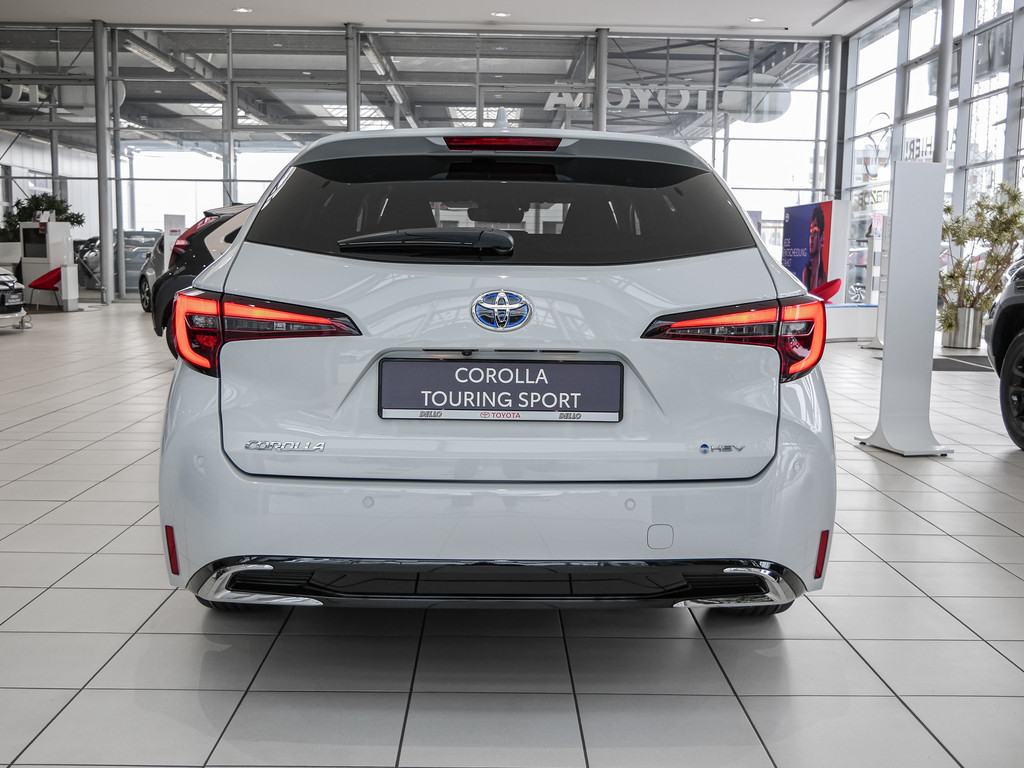 Fahrzeugansicht TOYOTA Corolla TS 1.8 Hybrid Teamplayer - Bild 36