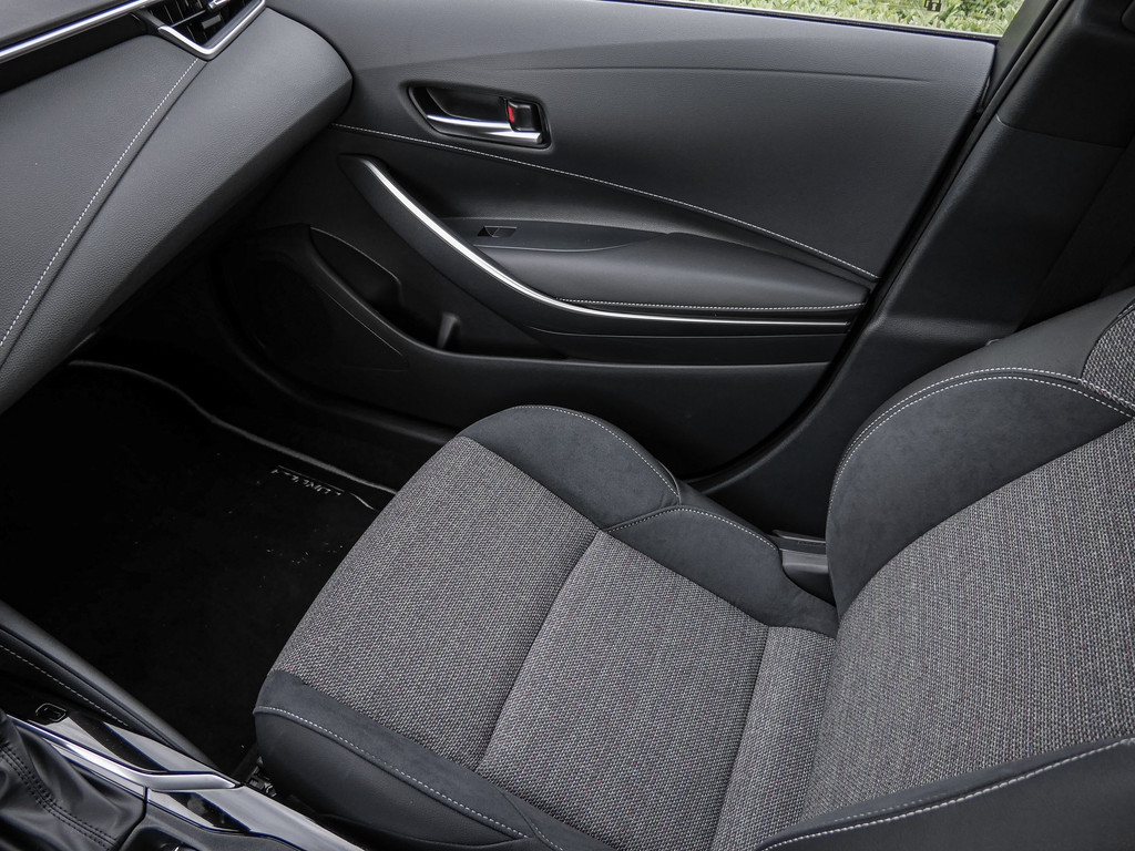 Fahrzeugansicht TOYOTA Corolla Touring Sports 1.8 Hybrid Teamplayer - Bild 17