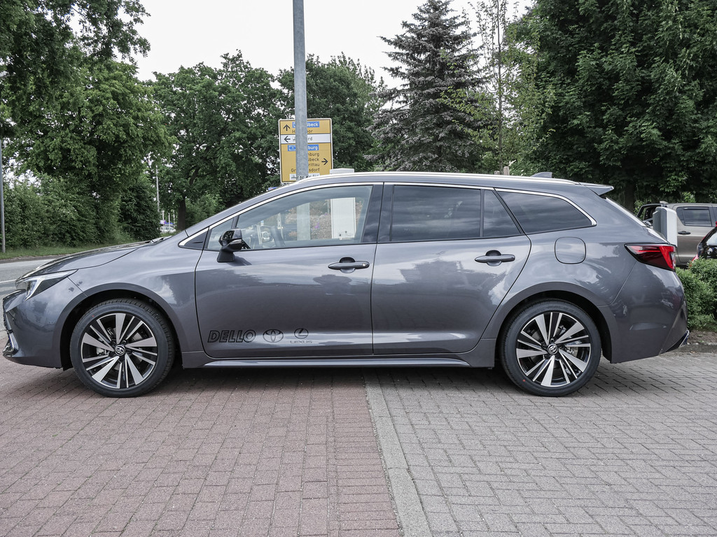 Fahrzeugansicht TOYOTA Corolla Touring Sports 1.8 Hybrid Teamplayer - Bild 34
