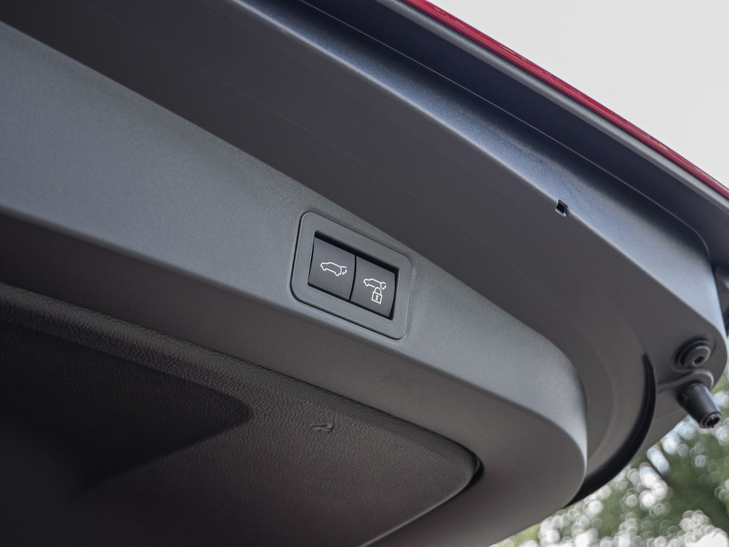 Fahrzeugansicht TOYOTA Corolla Touring Sports 1.8 Hybrid Teamplayer - Bild 13