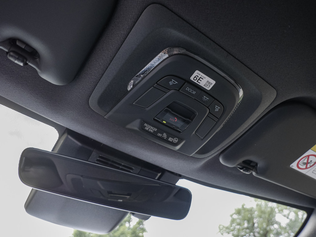 Fahrzeugansicht TOYOTA Corolla Touring Sports 1.8 Hybrid Teamplayer - Bild 24