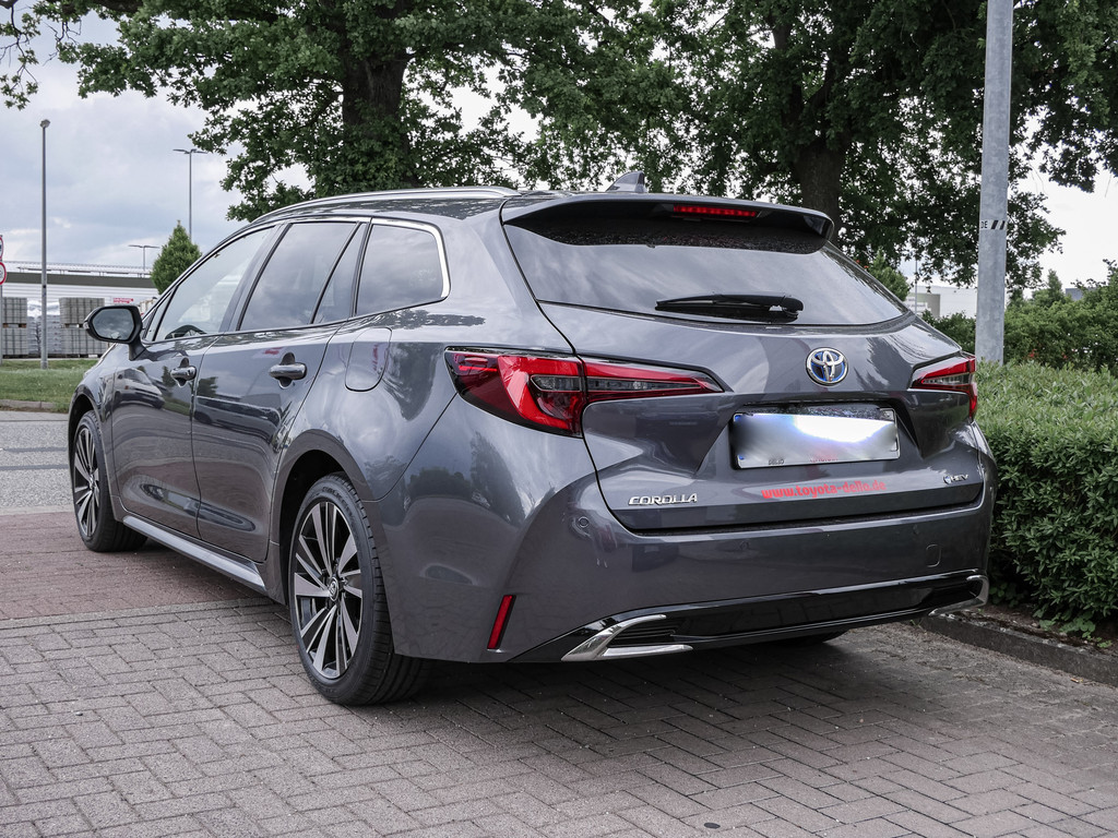 Fahrzeugansicht TOYOTA Corolla Touring Sports 1.8 Hybrid Teamplayer - Bild 32