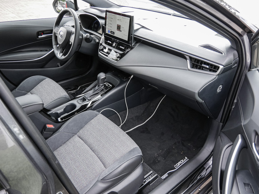 Fahrzeugansicht TOYOTA Corolla Touring Sports 1.8 Hybrid Teamplayer - Bild 35