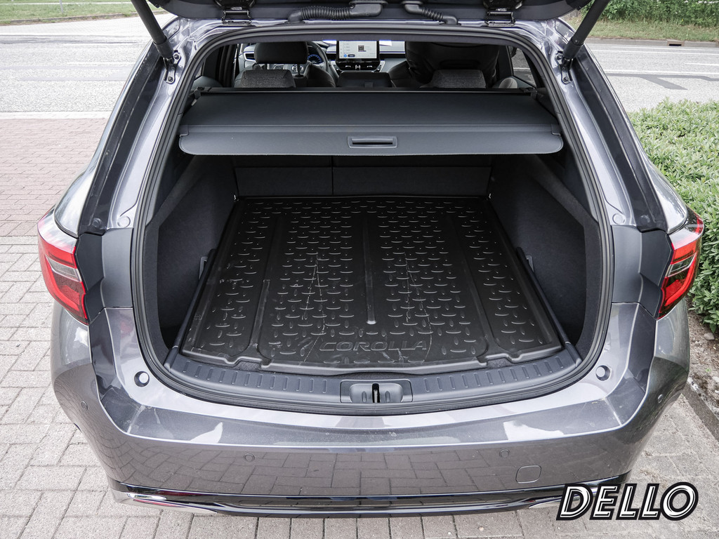 Fahrzeugansicht TOYOTA Corolla Touring Sports 1.8 Hybrid Teamplayer - Bild 2