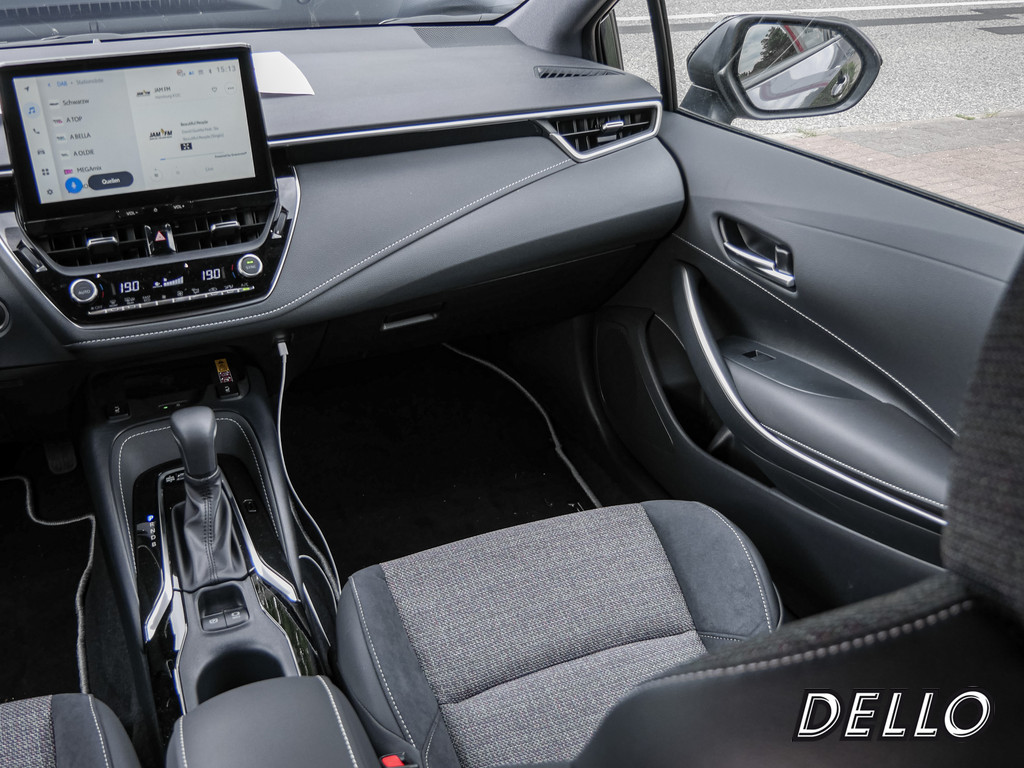 Fahrzeugansicht TOYOTA Corolla Touring Sports 1.8 Hybrid Teamplayer - Bild 6