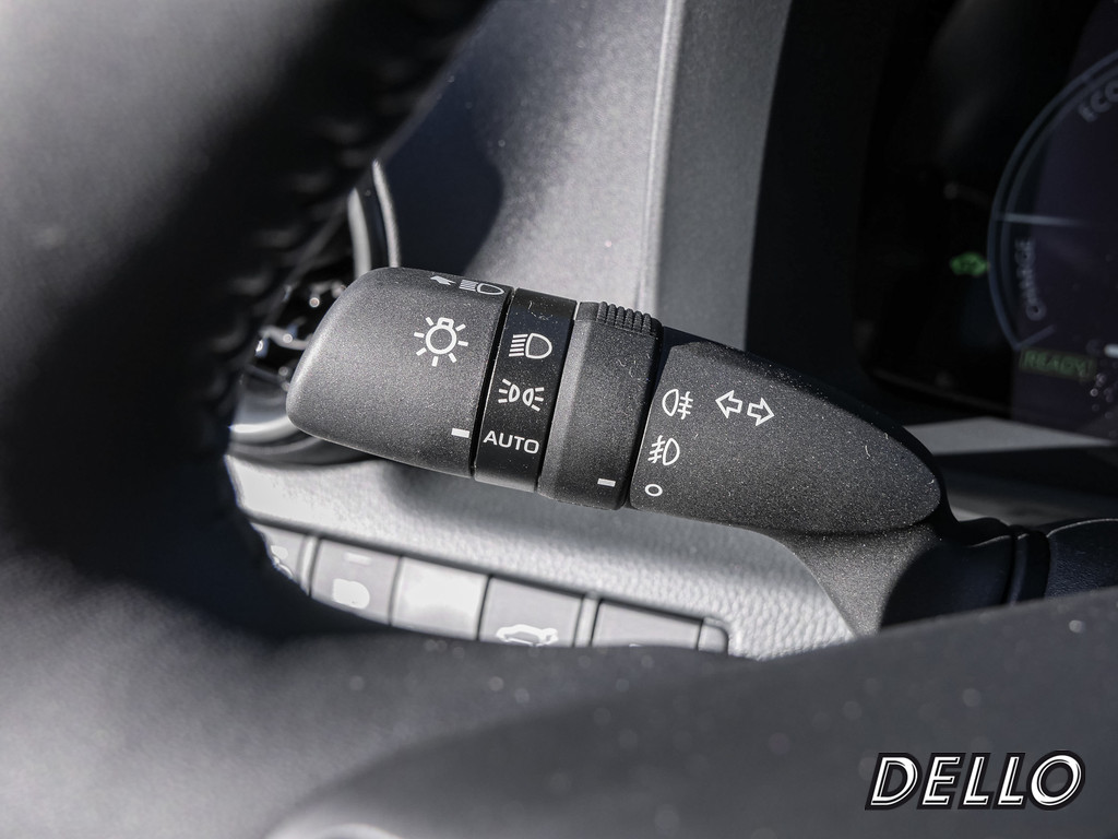 Fahrzeugansicht TOYOTA C-HR 2.0 Hybrid FWD Teamplayer - Bild 24