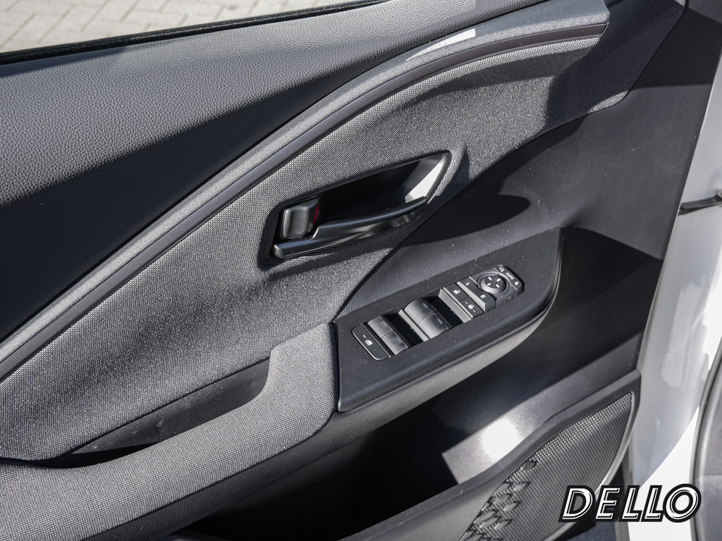 Fahrzeugansicht TOYOTA C-HR 2.0 Hybrid FWD Teamplayer - Bild 33