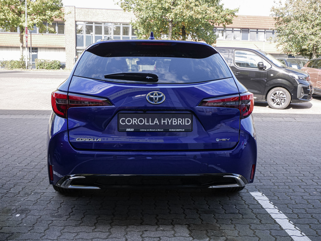 Fahrzeugansicht TOYOTA Corolla TS 2.0 Hybrid Teamplayer - Bild 35