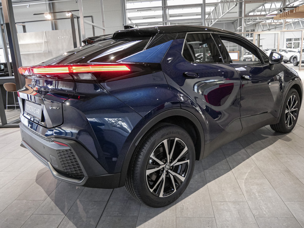Fahrzeugansicht TOYOTA C-HR 2.0 Hybrid Teamplayer - Bild 33