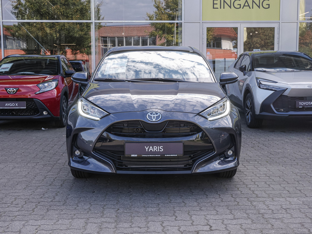 Fahrzeugansicht TOYOTA Yaris 1.5 Hybrid Teamplayer - Bild 12