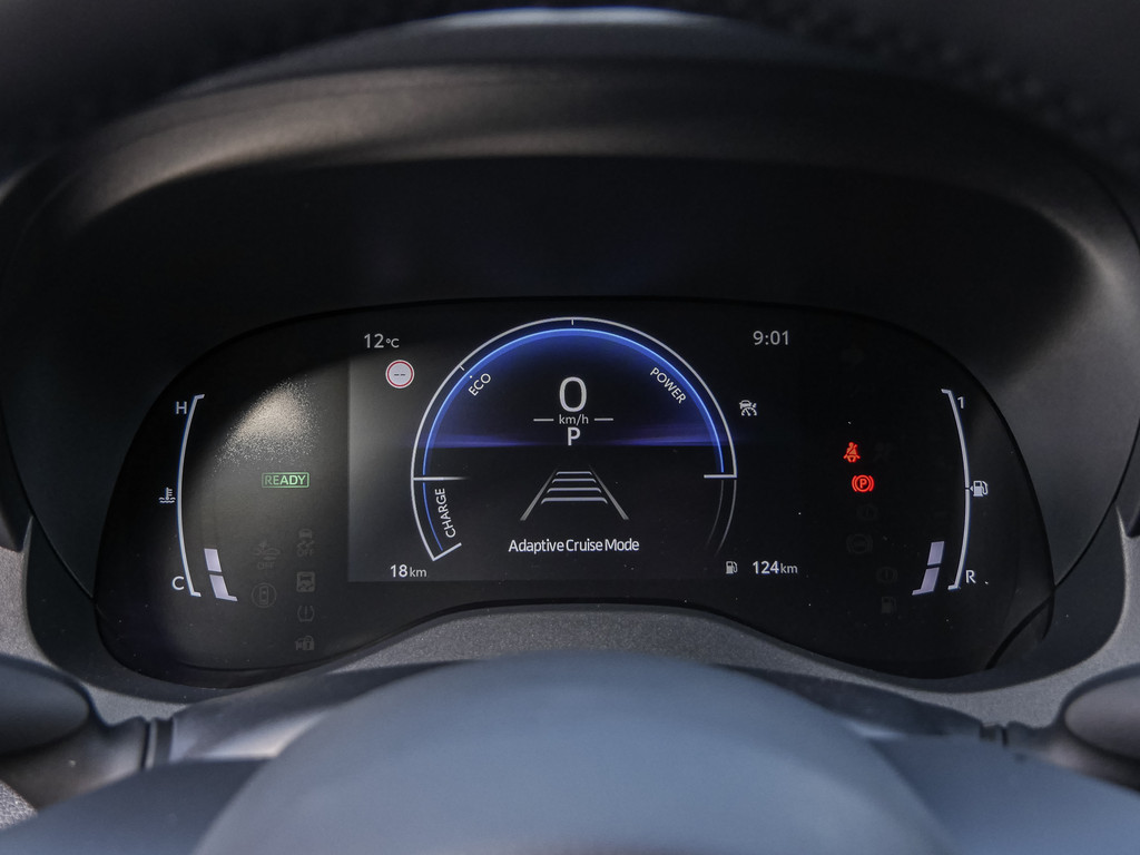 Fahrzeugansicht TOYOTA Yaris 1.5 Hybrid Teamplayer - Bild 25