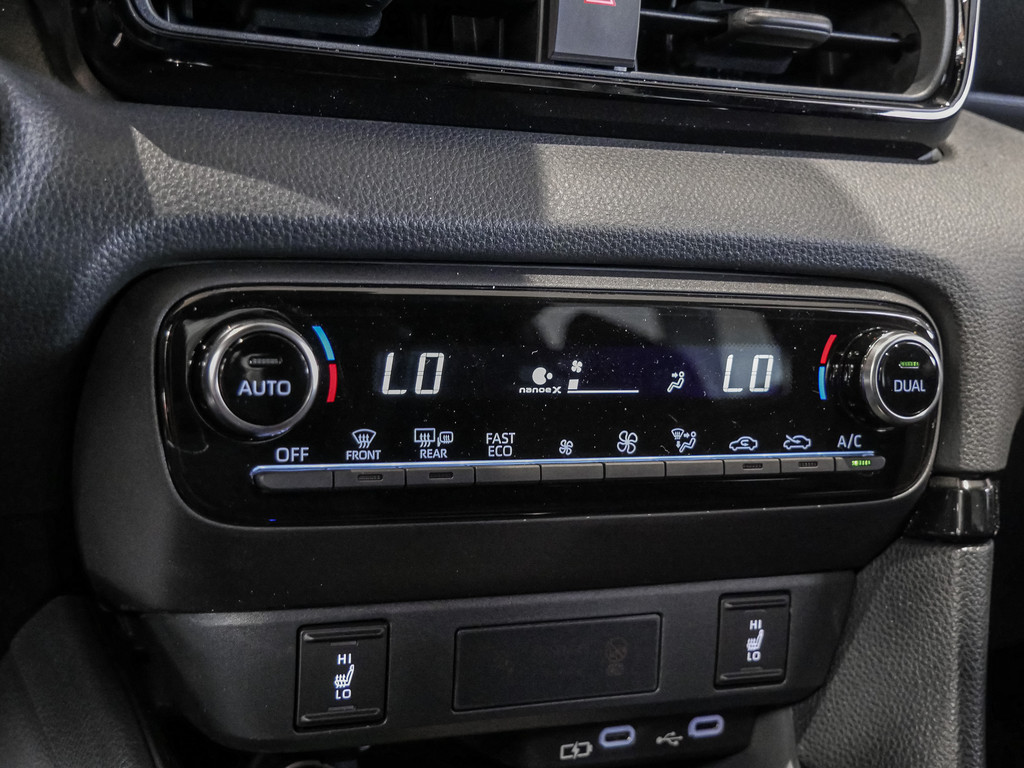 Fahrzeugansicht TOYOTA Yaris 1.5 Hybrid GR Sport - Bild 16