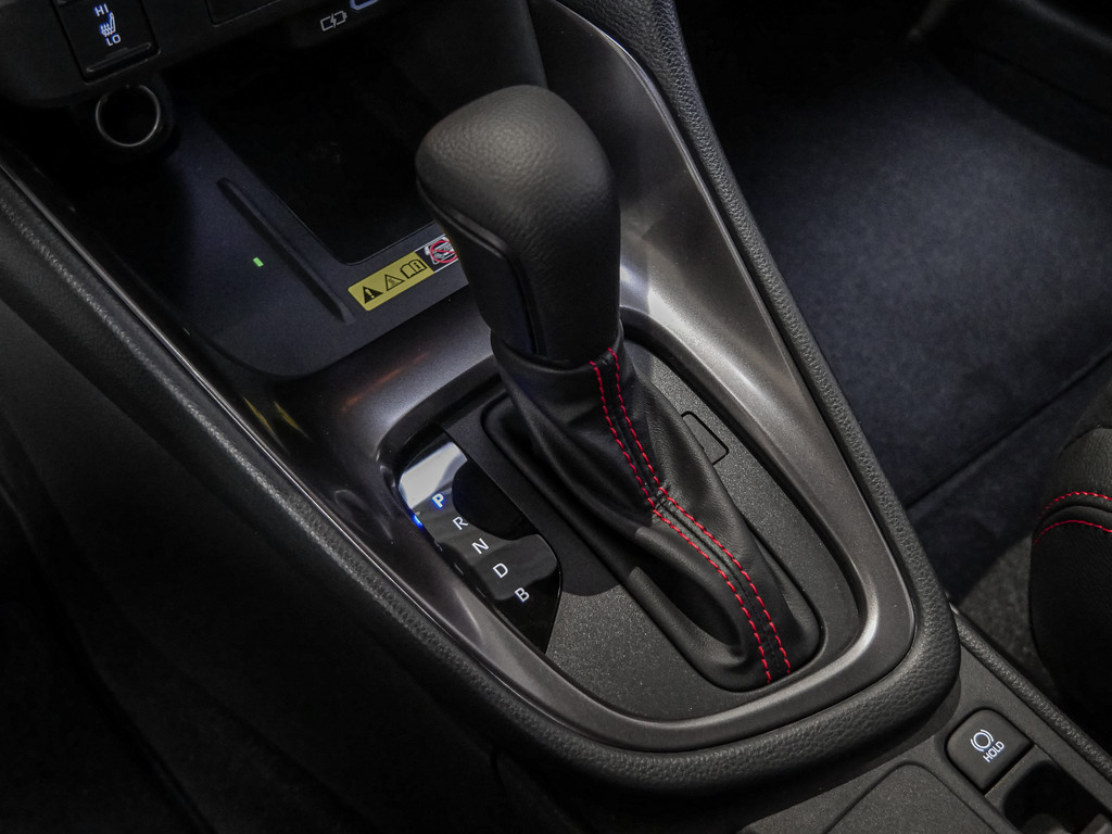 Fahrzeugansicht TOYOTA Yaris 1.5 Hybrid GR Sport - Bild 19