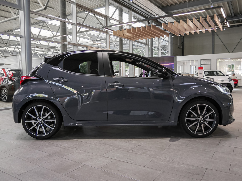 Fahrzeugansicht TOYOTA Yaris 1.5 Hybrid GR Sport - Bild 34