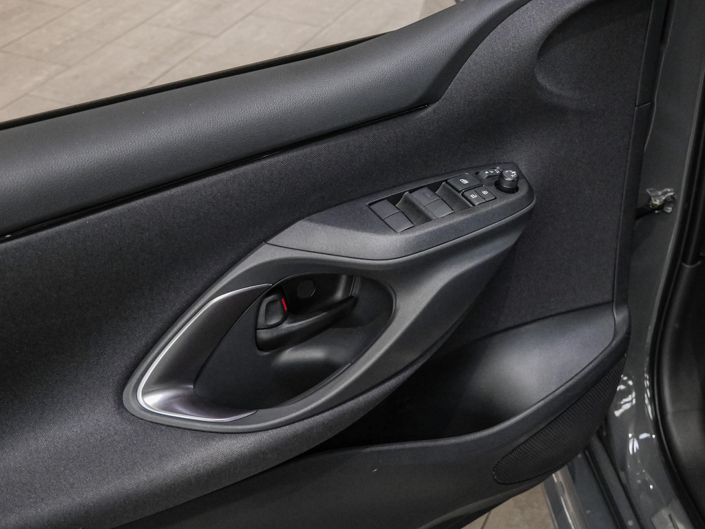 Fahrzeugansicht TOYOTA Yaris 1.5 Hybrid GR Sport - Bild 36