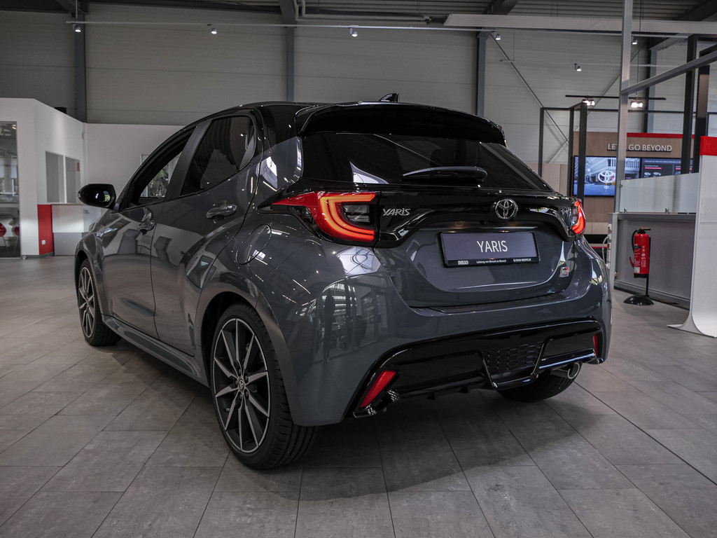 Fahrzeugansicht TOYOTA Yaris 1.5 Hybrid GR Sport - Bild 40
