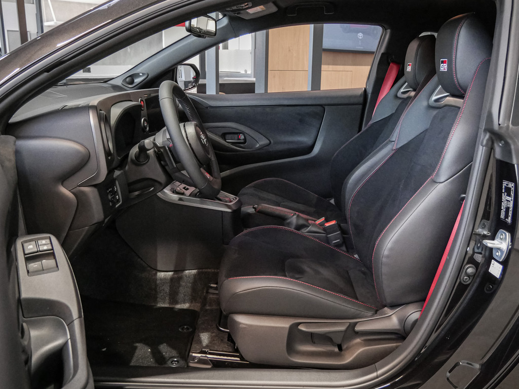 Fahrzeugansicht TOYOTA Yaris GR - Bild 5