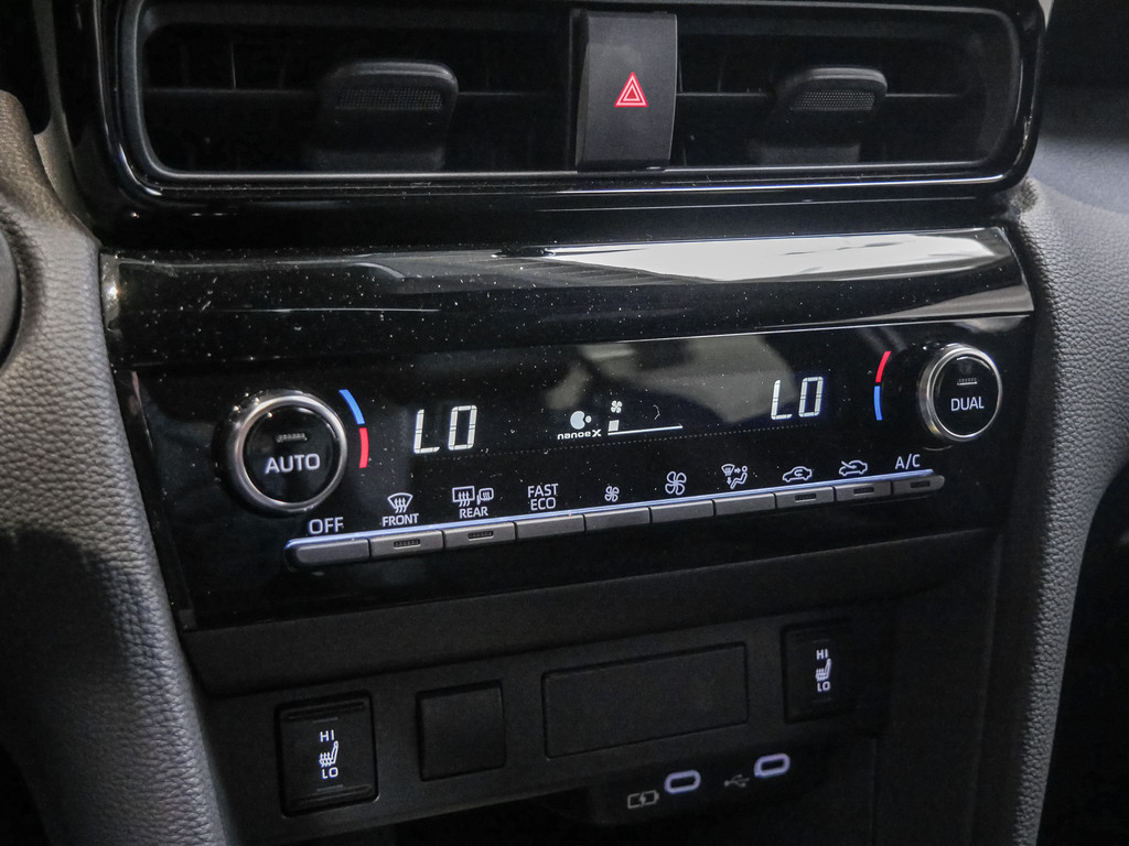 Fahrzeugansicht TOYOTA Yaris Cross 1.5 Hybrid GR Sport - Bild 16