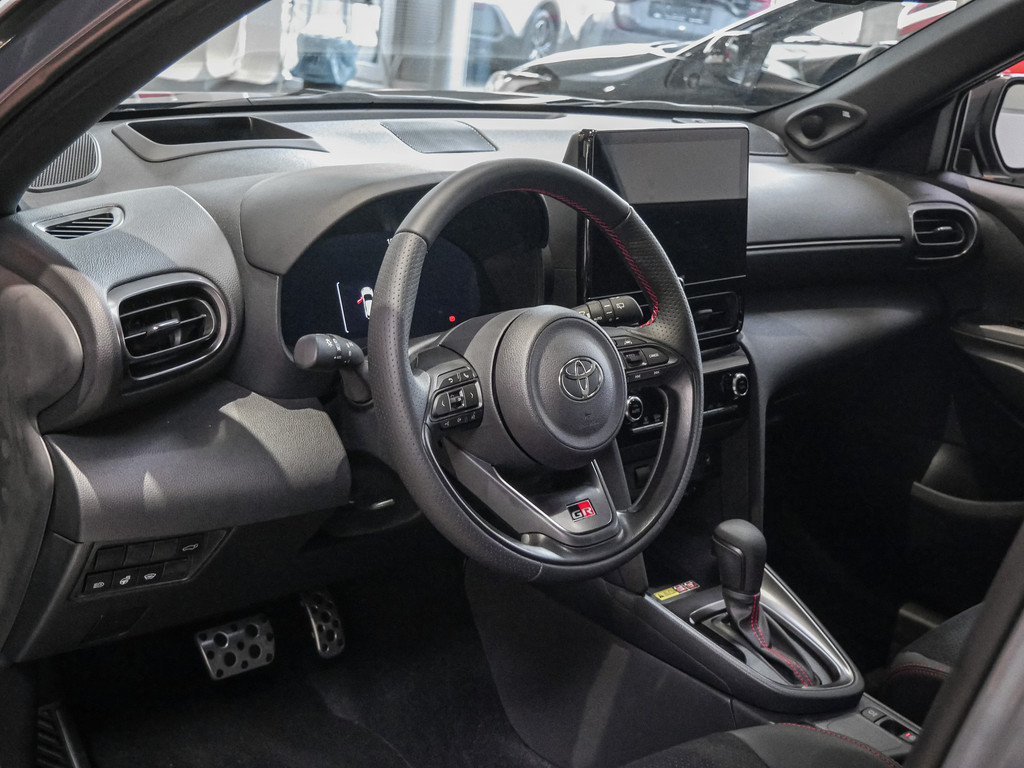Fahrzeugansicht TOYOTA Yaris Cross 1.5 Hybrid GR Sport - Bild 33
