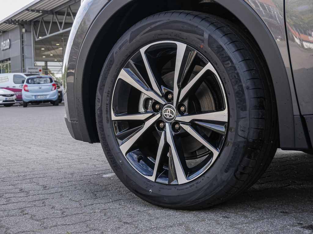 Fahrzeugansicht TOYOTA C-HR 1.8 Hybrid Teamplayer - Bild 41