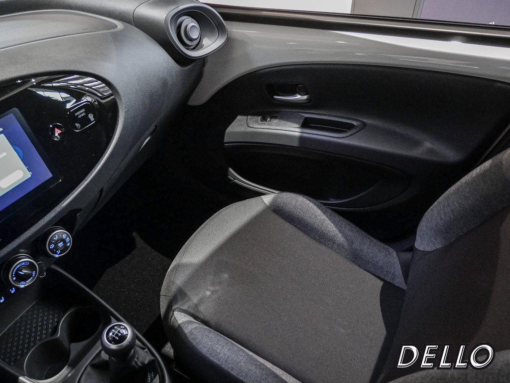 Fahrzeugansicht TOYOTA Aygo X 1.0 Business Edition - Bild 17