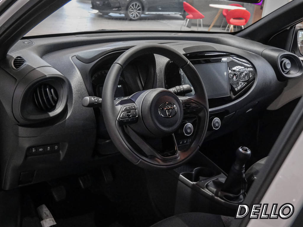 Fahrzeugansicht TOYOTA Aygo X 1.0 Business Edition - Bild 27