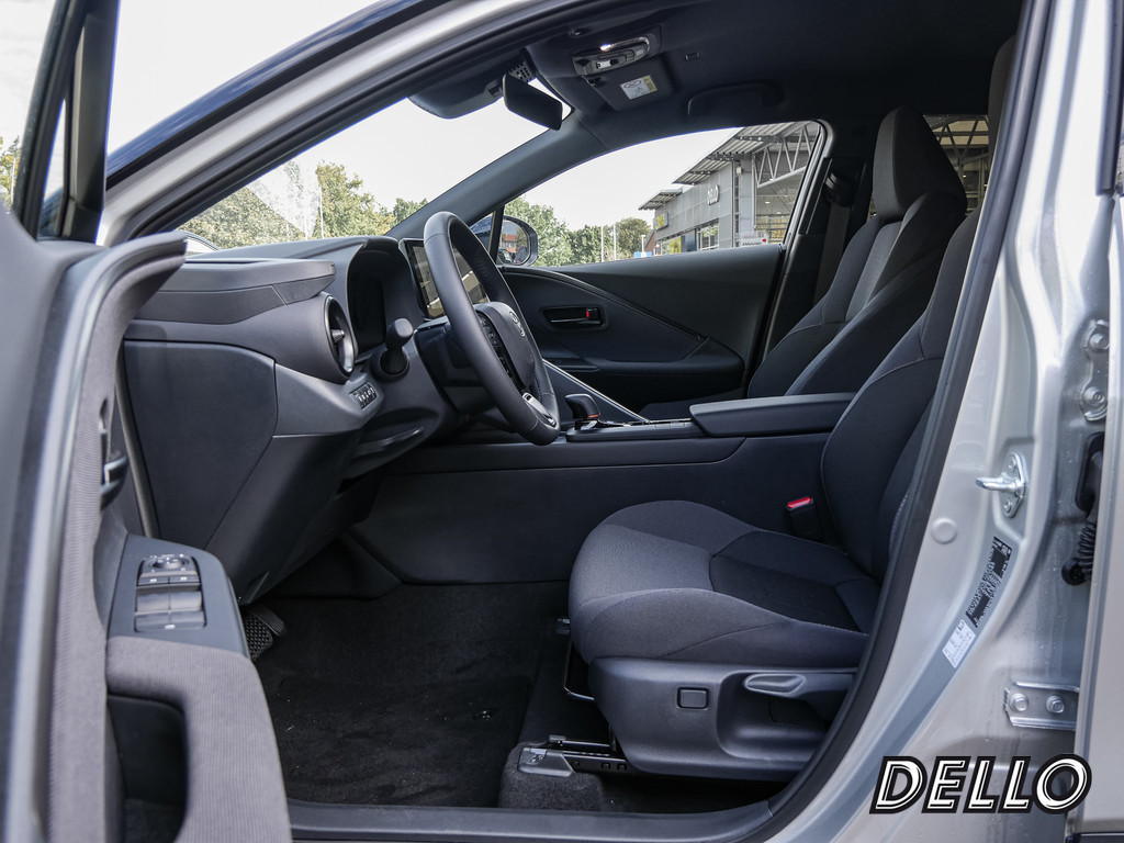 Fahrzeugansicht TOYOTA C-HR 2.0 Plug-In Hybrid Teamplayer - Bild 4