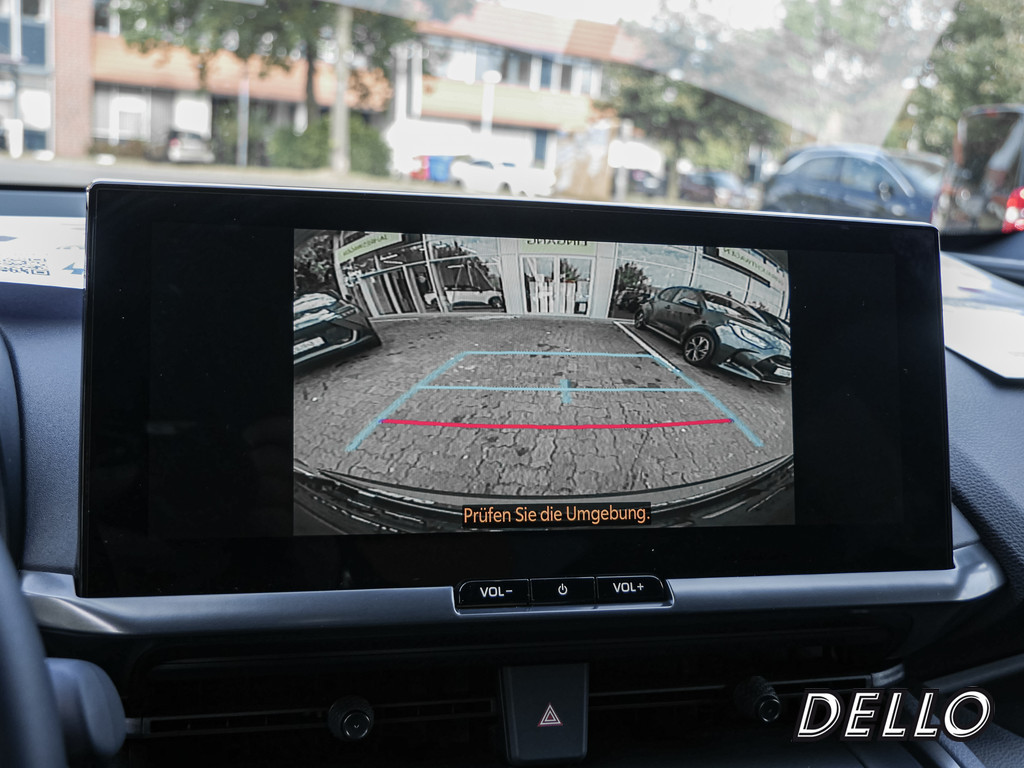 Fahrzeugansicht TOYOTA C-HR 2.0 Plug-In Hybrid Teamplayer - Bild 17