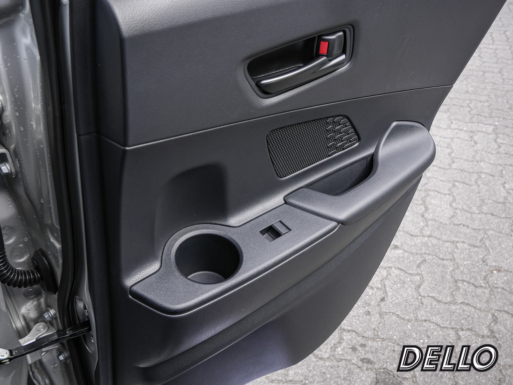 Fahrzeugansicht TOYOTA C-HR 2.0 Plug-In Hybrid Teamplayer - Bild 10