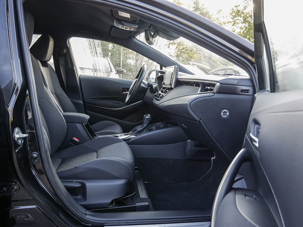 Fahrzeugansicht TOYOTA Corolla Touring Sports 1.8 Hybrid Team D - Bild 5