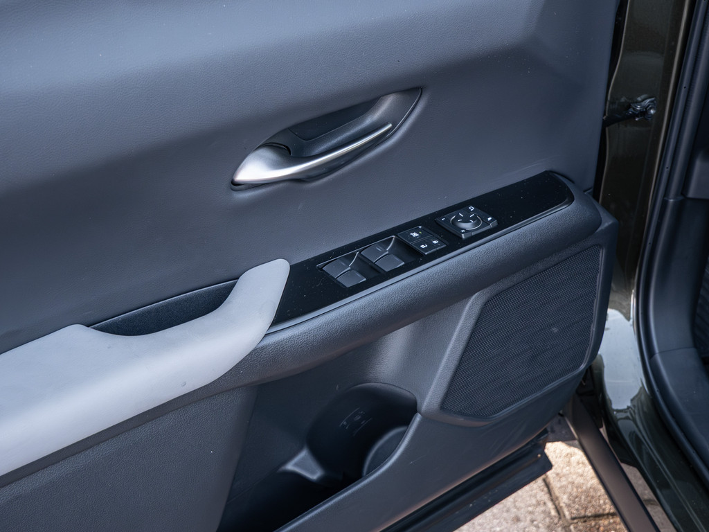 Fahrzeugansicht LEXUS UX 250 h Style+ - Bild 31