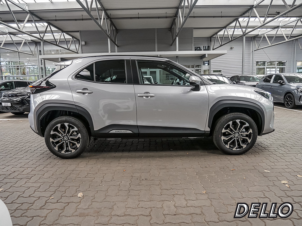 Fahrzeugansicht TOYOTA Yaris Cross 1.5 Hybrid Teamplayer - Bild 23
