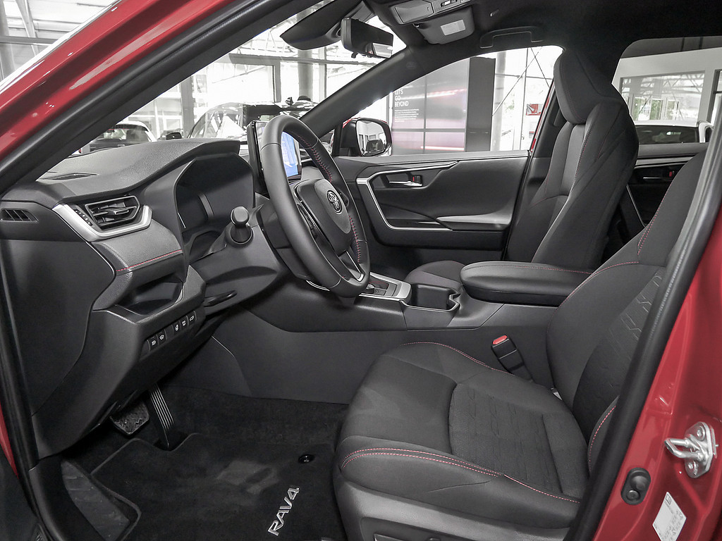 Fahrzeugansicht TOYOTA RAV4 2.5 Plug-in Hybrid 4x4 Teamplayer - Bild 2