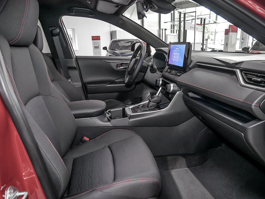 Fahrzeugansicht TOYOTA RAV4 2.5 Plug-in Hybrid 4x4 Teamplayer - Bild 3