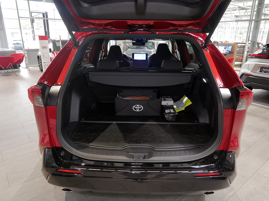 Fahrzeugansicht TOYOTA RAV4 2.5 Plug-in Hybrid 4x4 Teamplayer - Bild 11