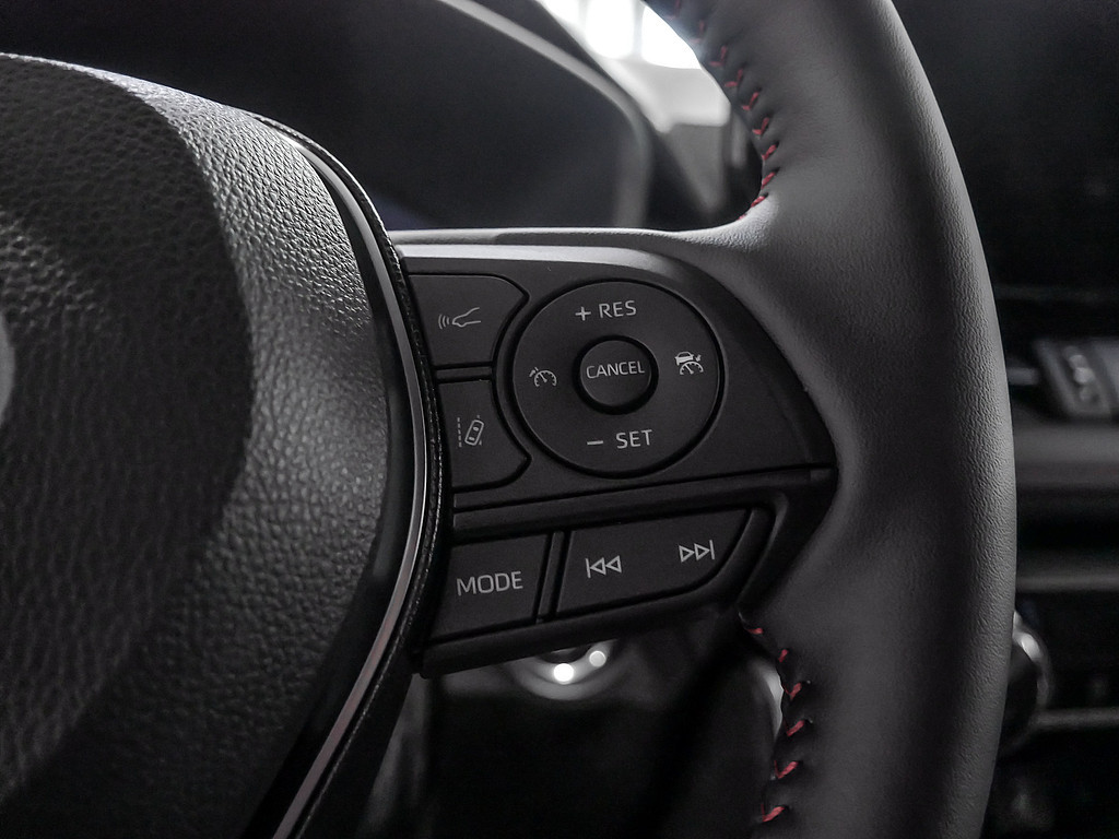 Fahrzeugansicht TOYOTA RAV4 2.5 Plug-in Hybrid 4x4 Teamplayer - Bild 28