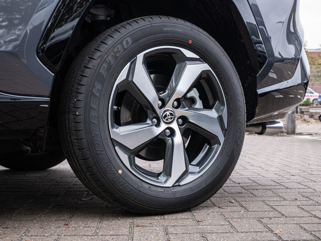 Fahrzeugansicht TOYOTA RAV4 2.5 Plug-in Hybrid 4x4 Teamplayer - Bild 45