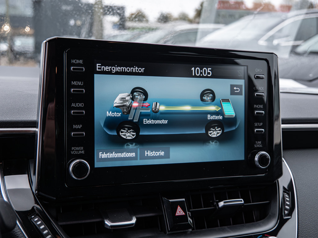 Fahrzeugansicht TOYOTA Corolla Touring Sports 2.0 Hybrid Team Deutschland - Bild 14