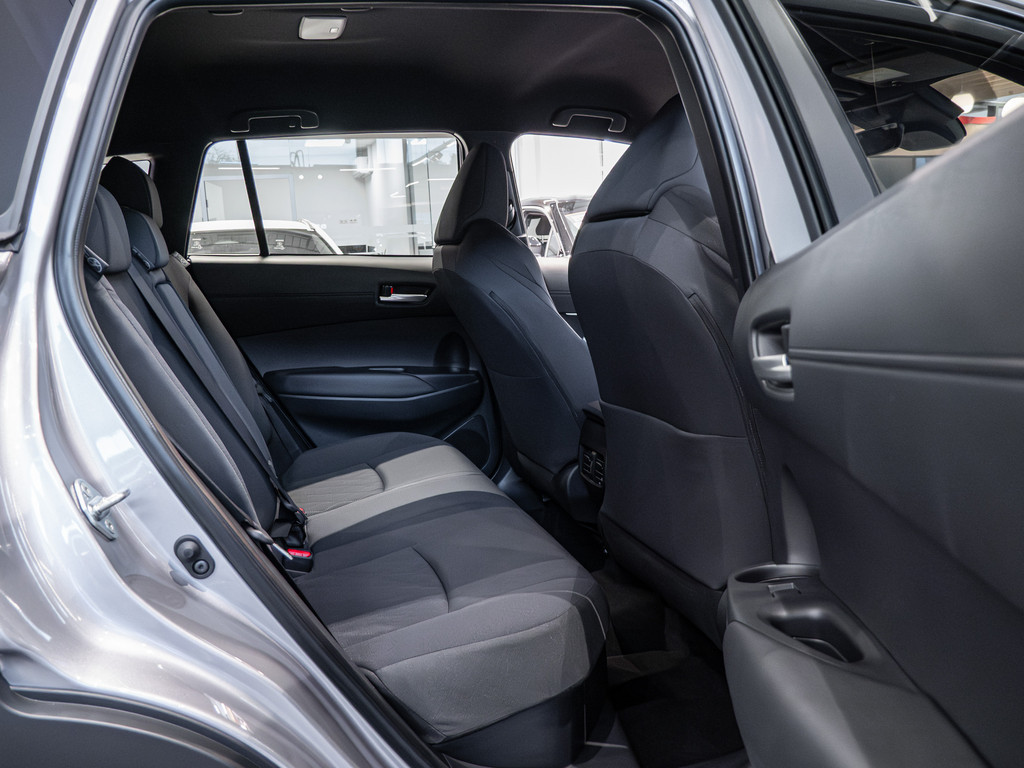 Fahrzeugansicht TOYOTA Corolla Cross 2.0 Hybrid Teamplayer - Bild 4