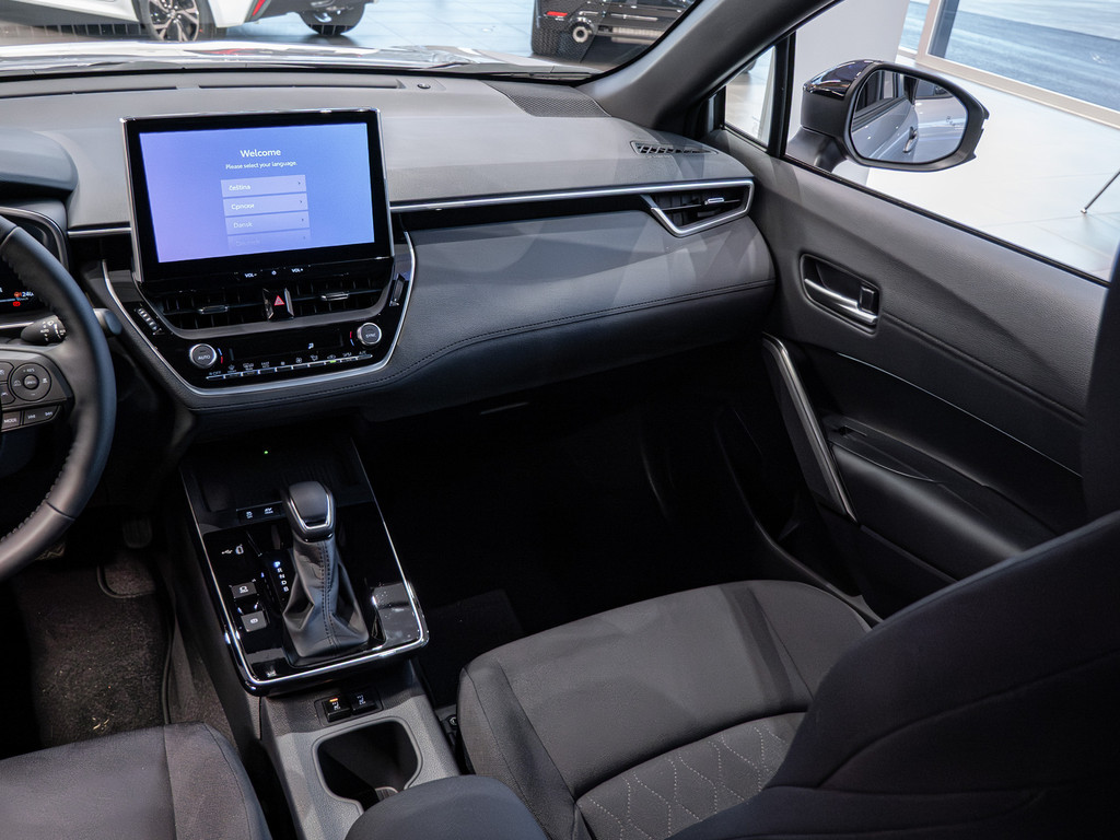 Fahrzeugansicht TOYOTA Corolla Cross 2.0 Hybrid Teamplayer - Bild 7