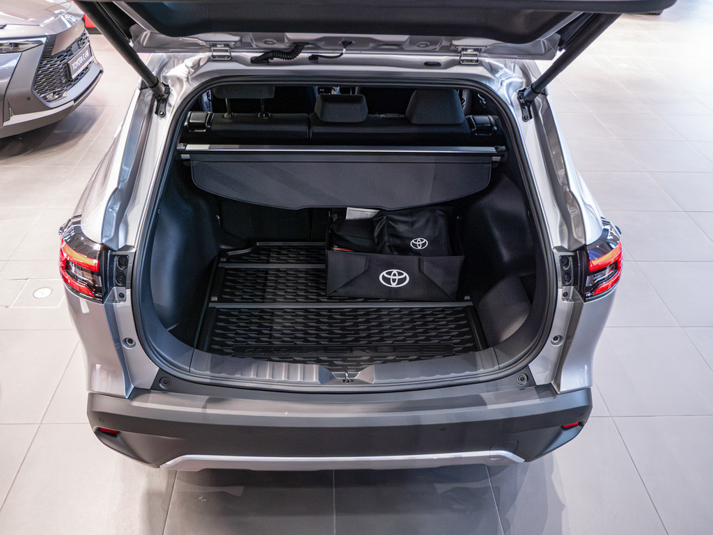 Fahrzeugansicht TOYOTA Corolla Cross 2.0 Hybrid Teamplayer - Bild 8