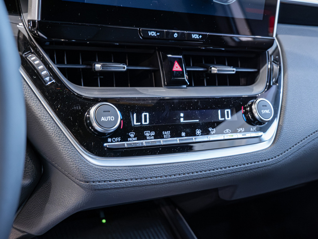 Fahrzeugansicht TOYOTA Corolla Cross 2.0 Hybrid Teamplayer - Bild 15