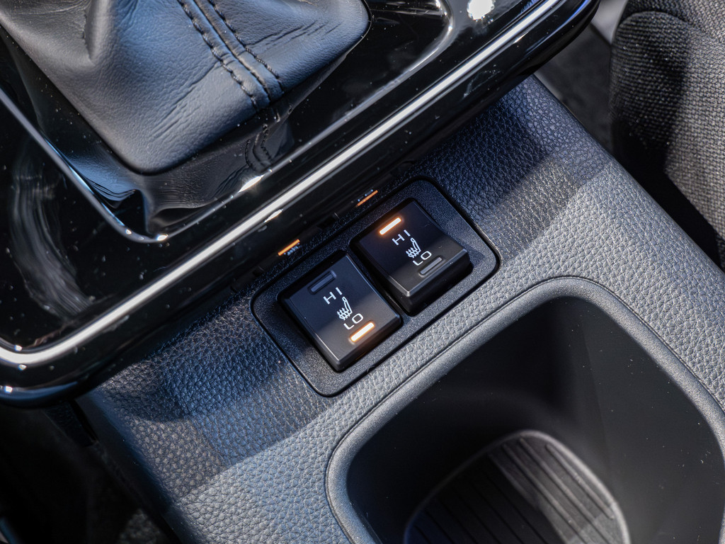 Fahrzeugansicht TOYOTA Corolla Cross 2.0 Hybrid Teamplayer - Bild 18