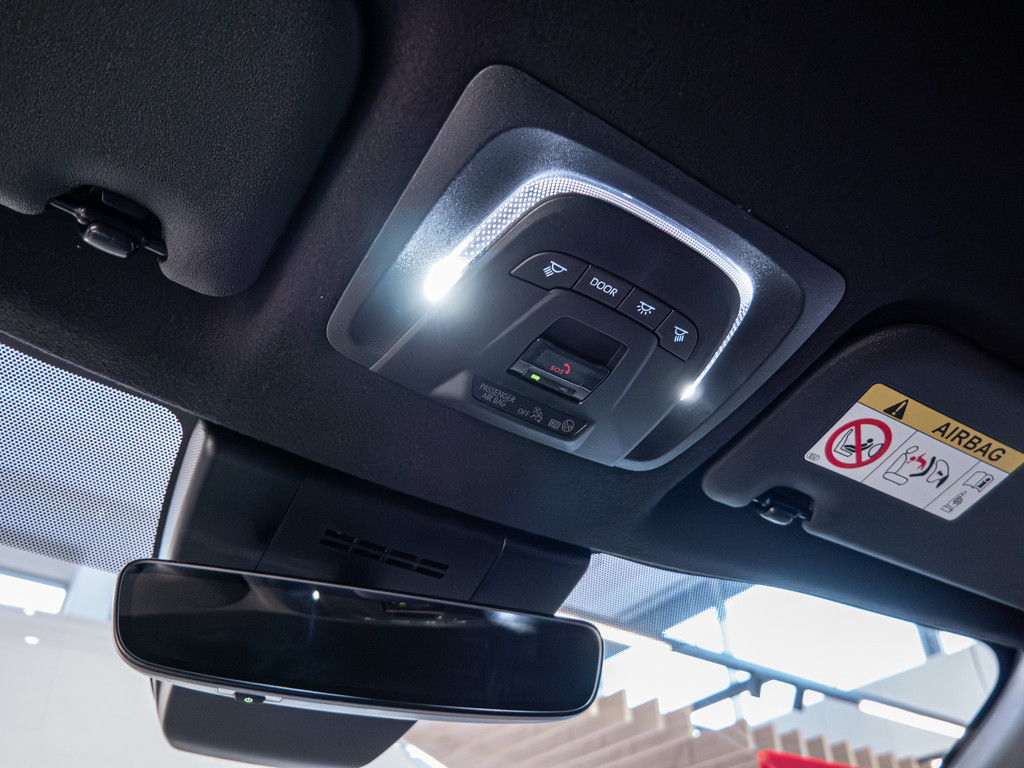 Fahrzeugansicht TOYOTA Corolla Cross 2.0 Hybrid Teamplayer - Bild 20