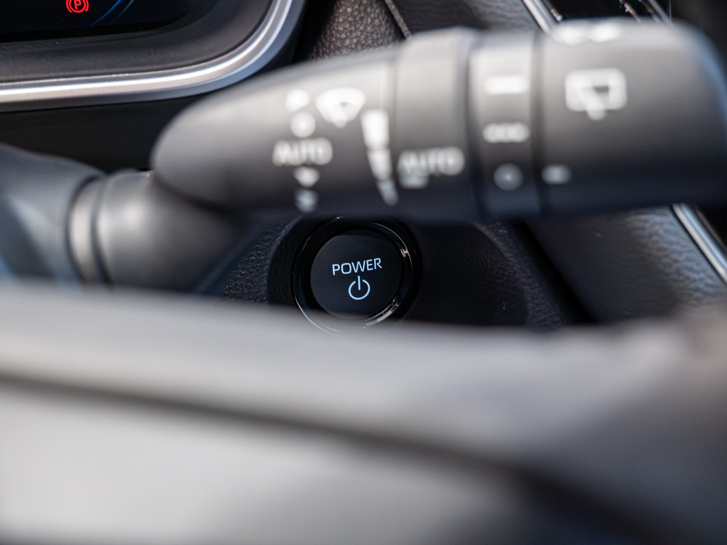 Fahrzeugansicht TOYOTA Corolla Cross 2.0 Hybrid Teamplayer - Bild 25