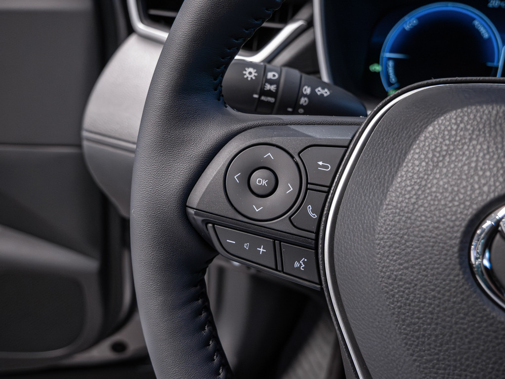 Fahrzeugansicht TOYOTA Corolla Cross 2.0 Hybrid Teamplayer - Bild 27