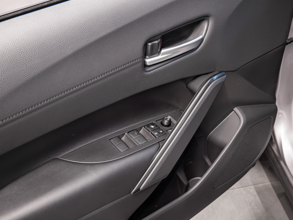 Fahrzeugansicht TOYOTA Corolla Cross 2.0 Hybrid Teamplayer - Bild 33