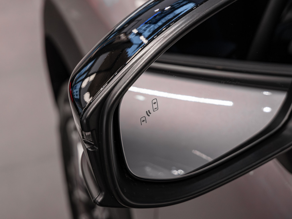 Fahrzeugansicht TOYOTA Corolla Cross 2.0 Hybrid Teamplayer - Bild 40