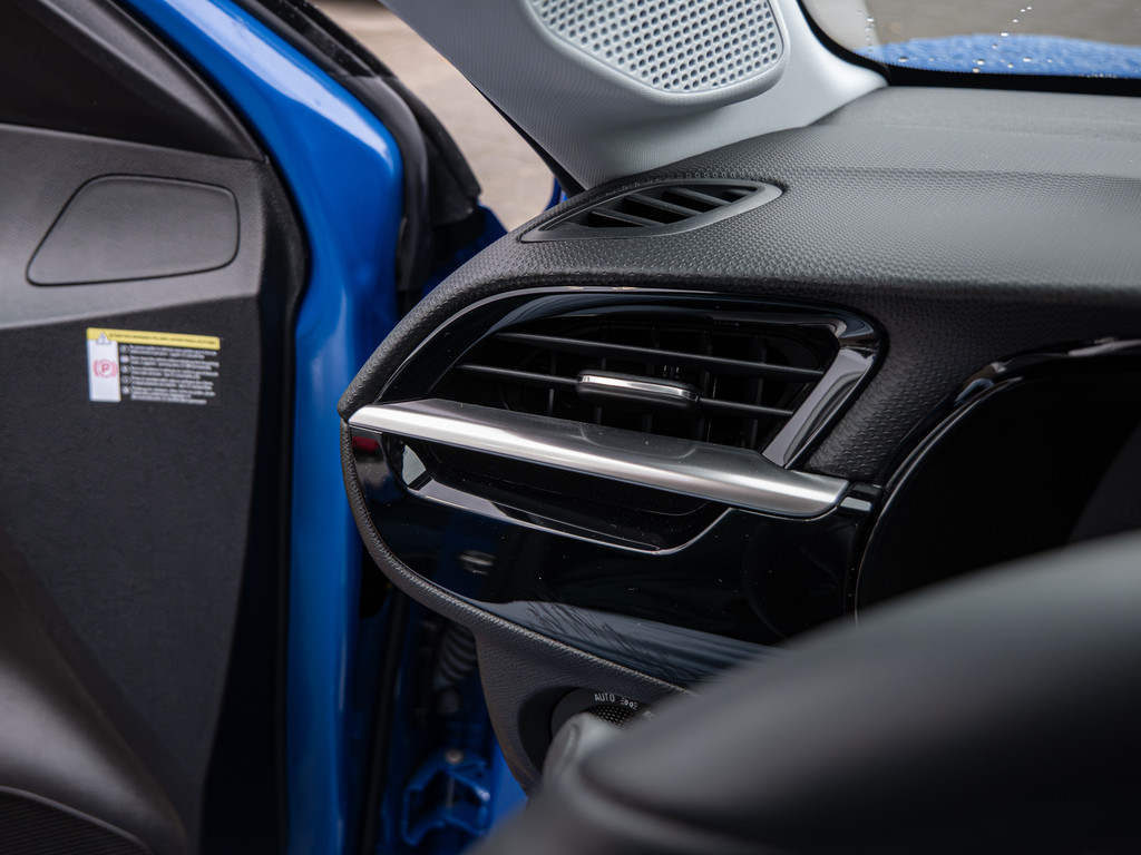 Fahrzeugansicht OPEL Corsa-e - Bild 29