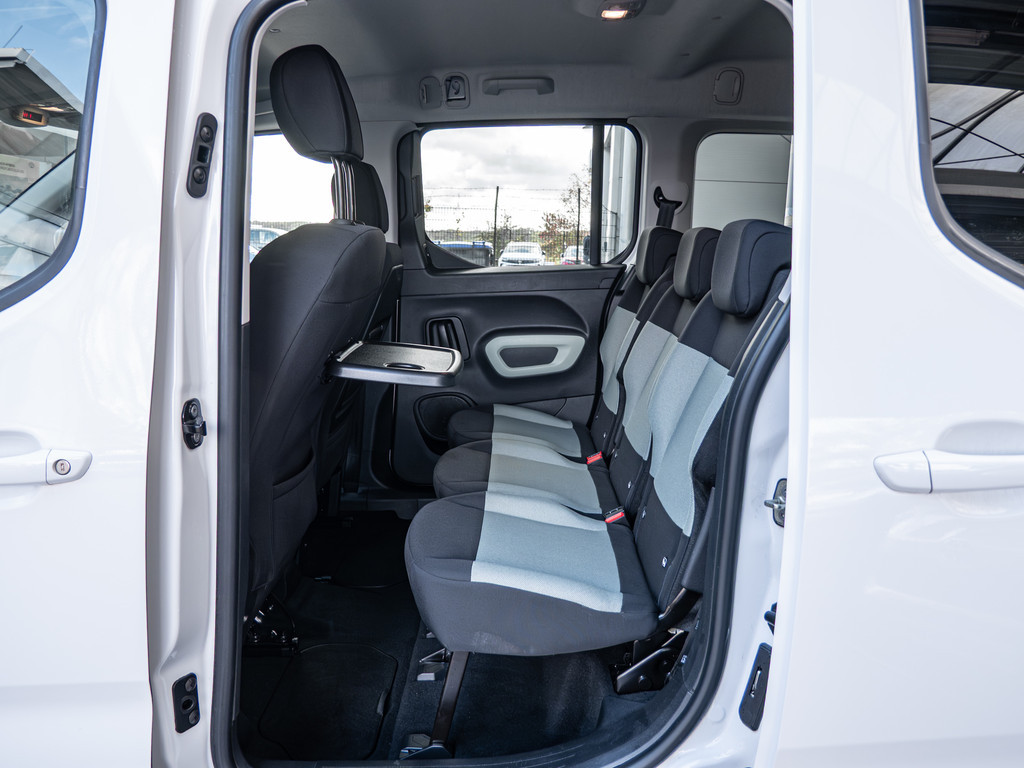 Fahrzeugansicht CITROEN Berlingo 1.5 Blue HDI Shine XL - Bild 8